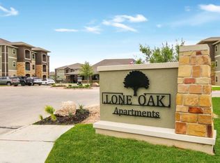 Lone Oak Apartments, Weatherford, TX 76086