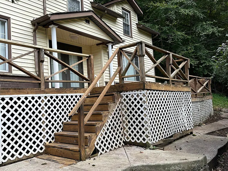 844 S Park Rd SE — Photo 9