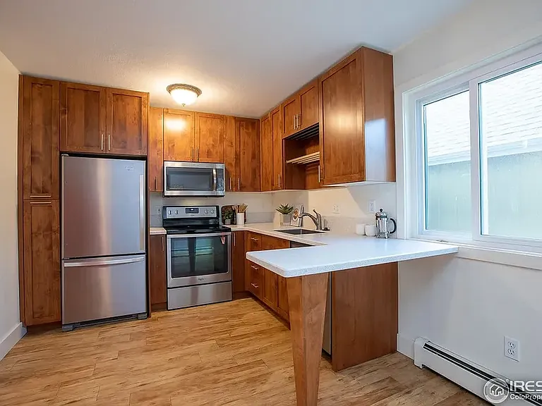 1704 Springmeadows Ct #B — Photo 8