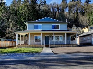 1016 W B St, Rainier, OR 97048