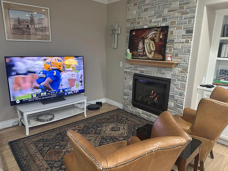 43 W Bohemia Ln — Photo 39