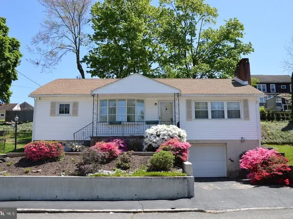1825 S 2nd Ave, Pottsville, PA 17901