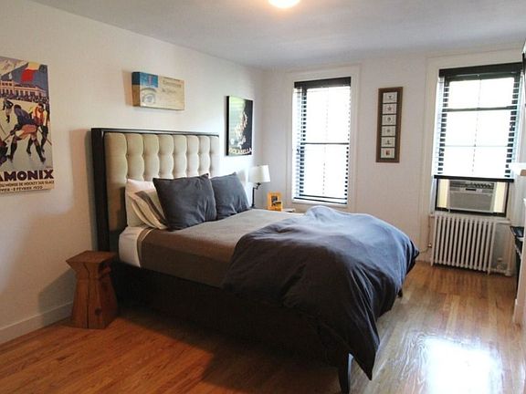 5th image of 522 E 6th St APT 5