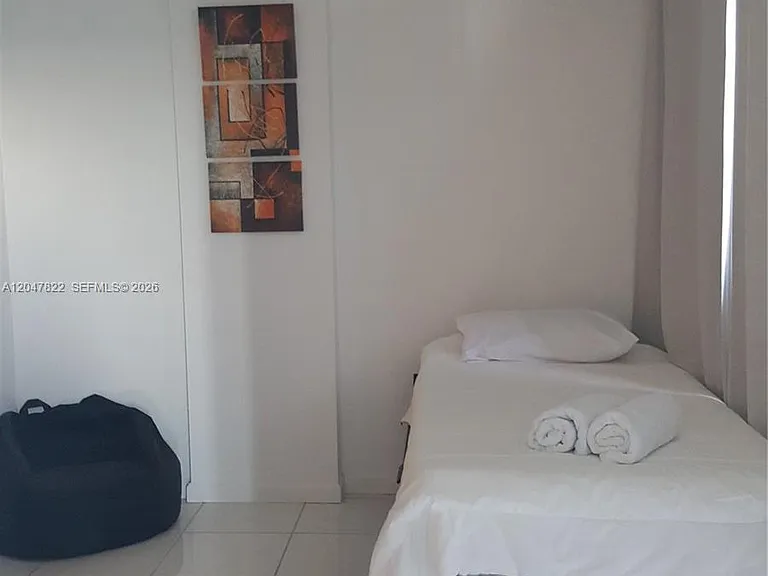 5401 Collins Ave #311 — Photo 10