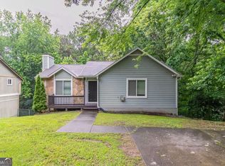 2654 Laurel View Dr, Snellville, GA