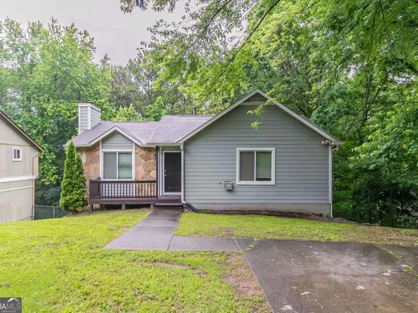2654 Laurel View Dr, Snellville, GA 30039