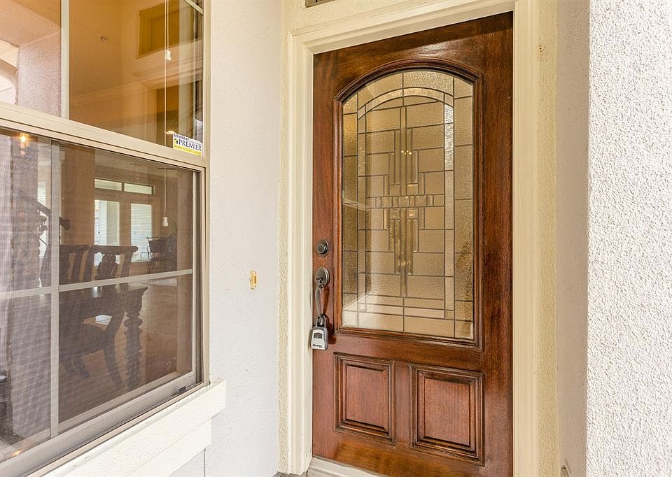 1st image of 4311 Lake Walk Ct