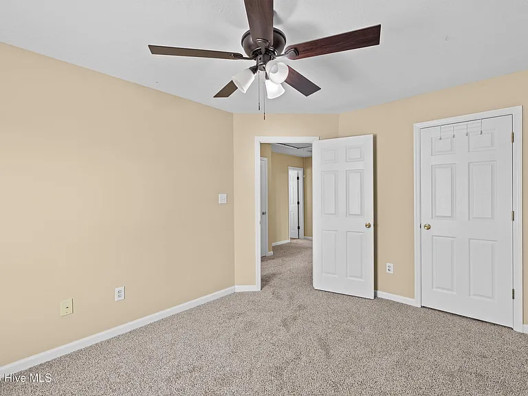 7598 Pleasantville Way — Photo 27