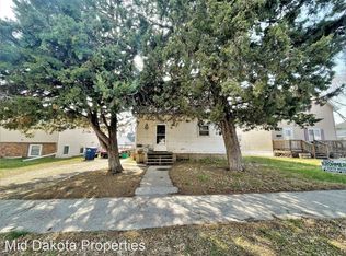 707 N Rowley St, Mitchell, SD 57301