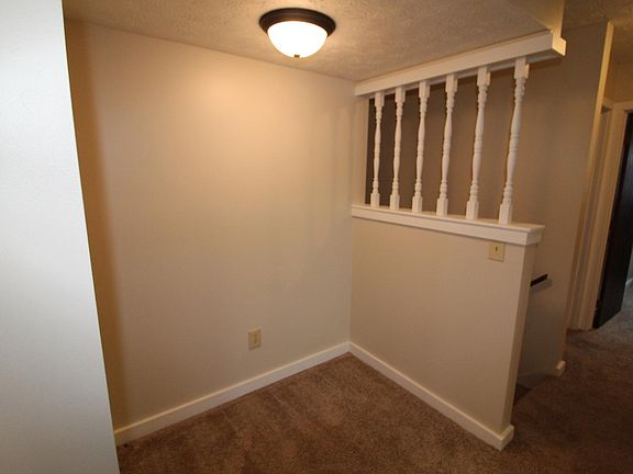 4th image of 6393 Shelton Ct