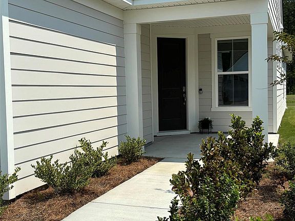 2nd image of 522 Aurora Way
