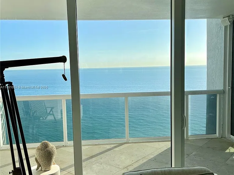 18911 Collins Ave #2607 — Photo 4