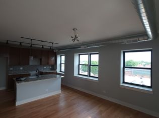 3022 S Archer Ave #2R, Chicago, IL 60608