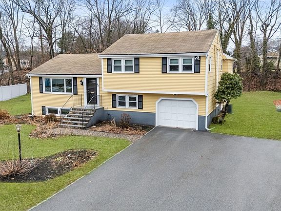 2nd image of 48 Gary Rd