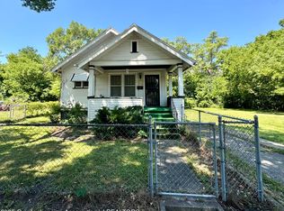 525 S 14th St, Saginaw, MI 48601