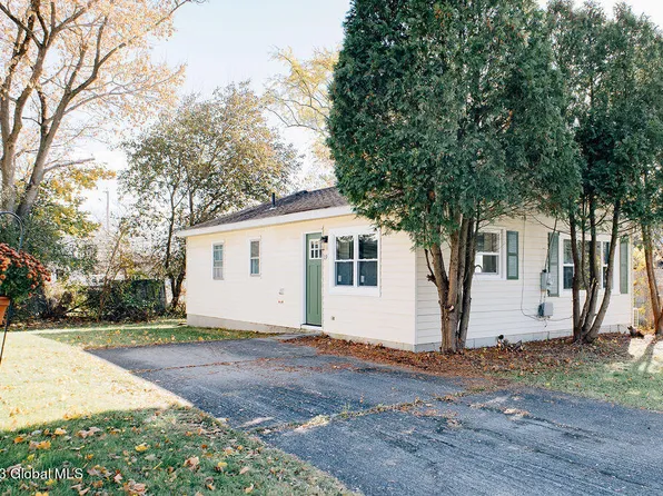 19 Grenada Terrace, Watervliet, NY 12189
