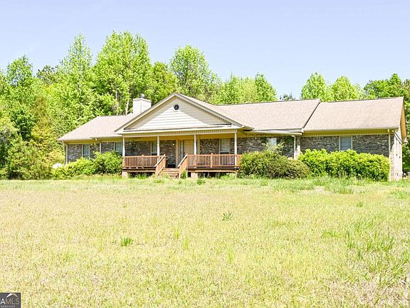 4th image of 2755 Langley Rd