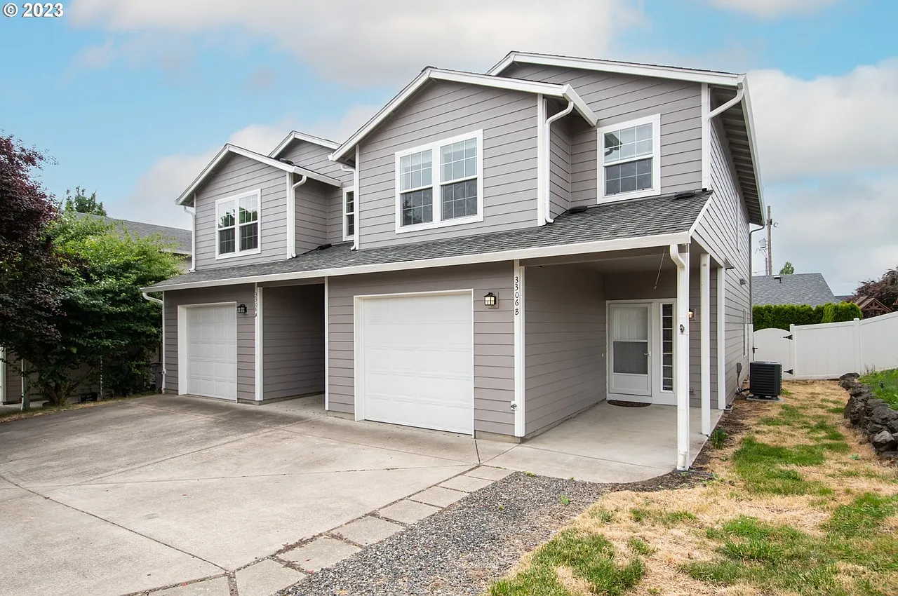3 bed, 2.5 bath, 1593 sqft, $2,600 — Photo 1