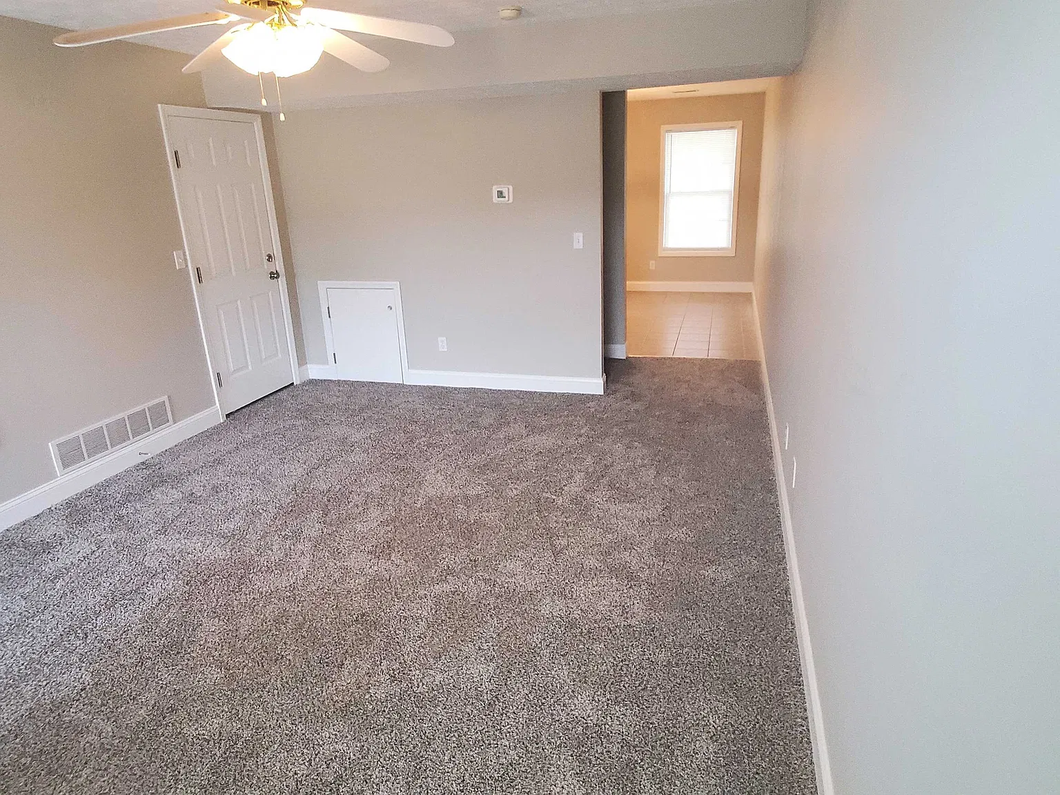 630 Hampton Way — Photo 4