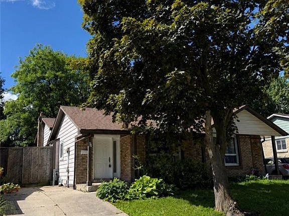 2nd image of 94 Wendover Dr