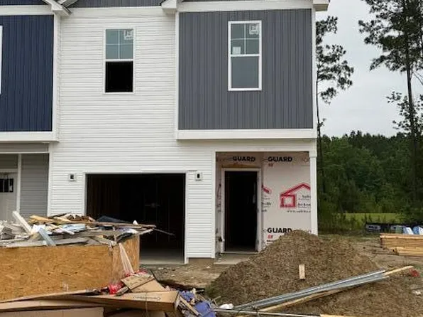 210 Crab Claw Spit Lane, Jacksonville, NC 28546