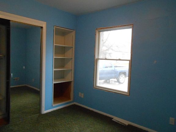 5th image of 1615 Noeske St