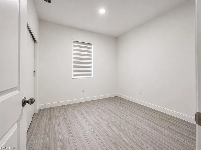 8033 Melody Cir — Photo 11