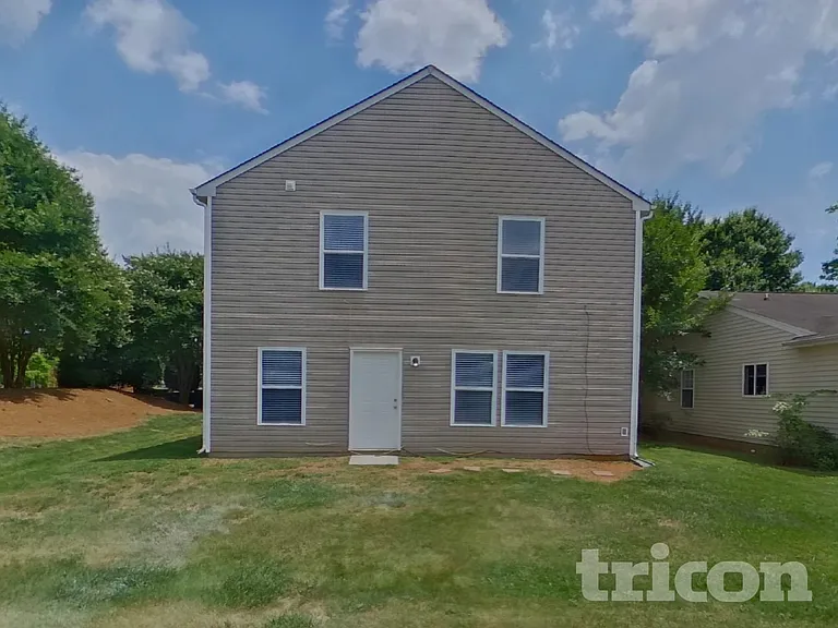 1829 Oakdale Green Dr — Photo 21