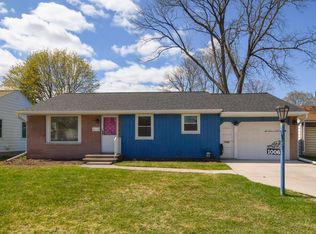 1006 Meacham St, Green Bay, WI 54304