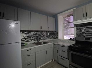 215 Edwards Pl APT 1, Yonkers, NY 10703