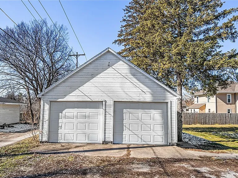 407 W Salem Ave #1 — Photo 19