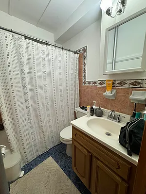 Rented by Voro, LLC | media 9