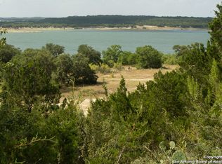 2719 Glenn Dr, Canyon Lake, TX 78133