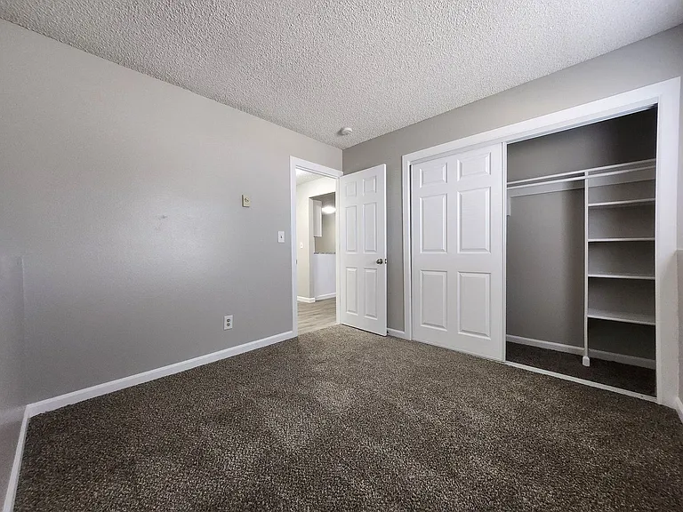 2922 Straus Ln #B — Photo 16