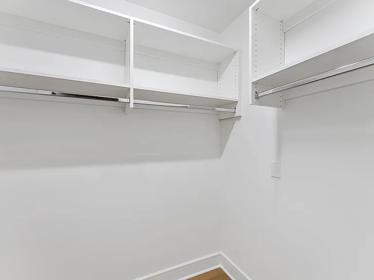 615 Daniels St #111 — Photo 9