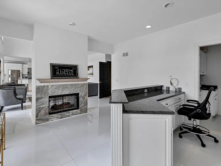 4206 Royal Fox Dr — Photo 37