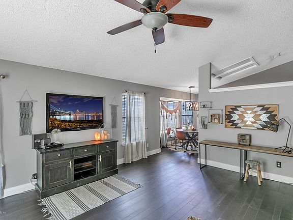 5th image of 6738 Long Meadow Cir S