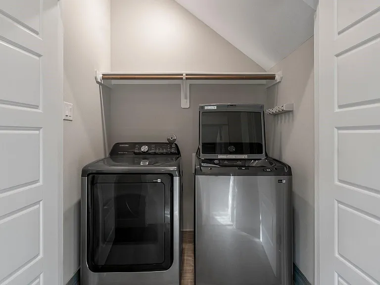 814 Thornton Rd #F — Photo 14