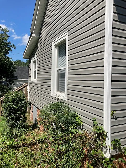 3 bed, 1395 sqft, $1,650 — Photo 2