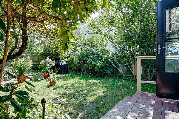 616 Thames St #1 — Photo 17