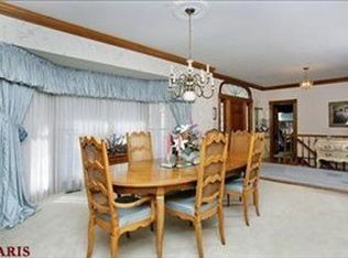 324 Cabin Grove Ln, Saint Louis, MO 63141