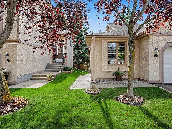 3rd image of 5 Erin Ridge Dr #57A