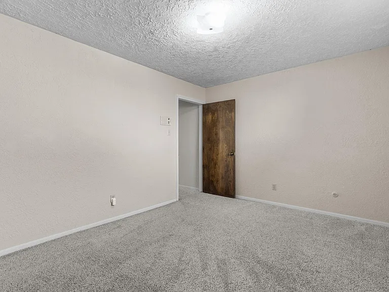 4010 Paraguay Cir — Photo 19