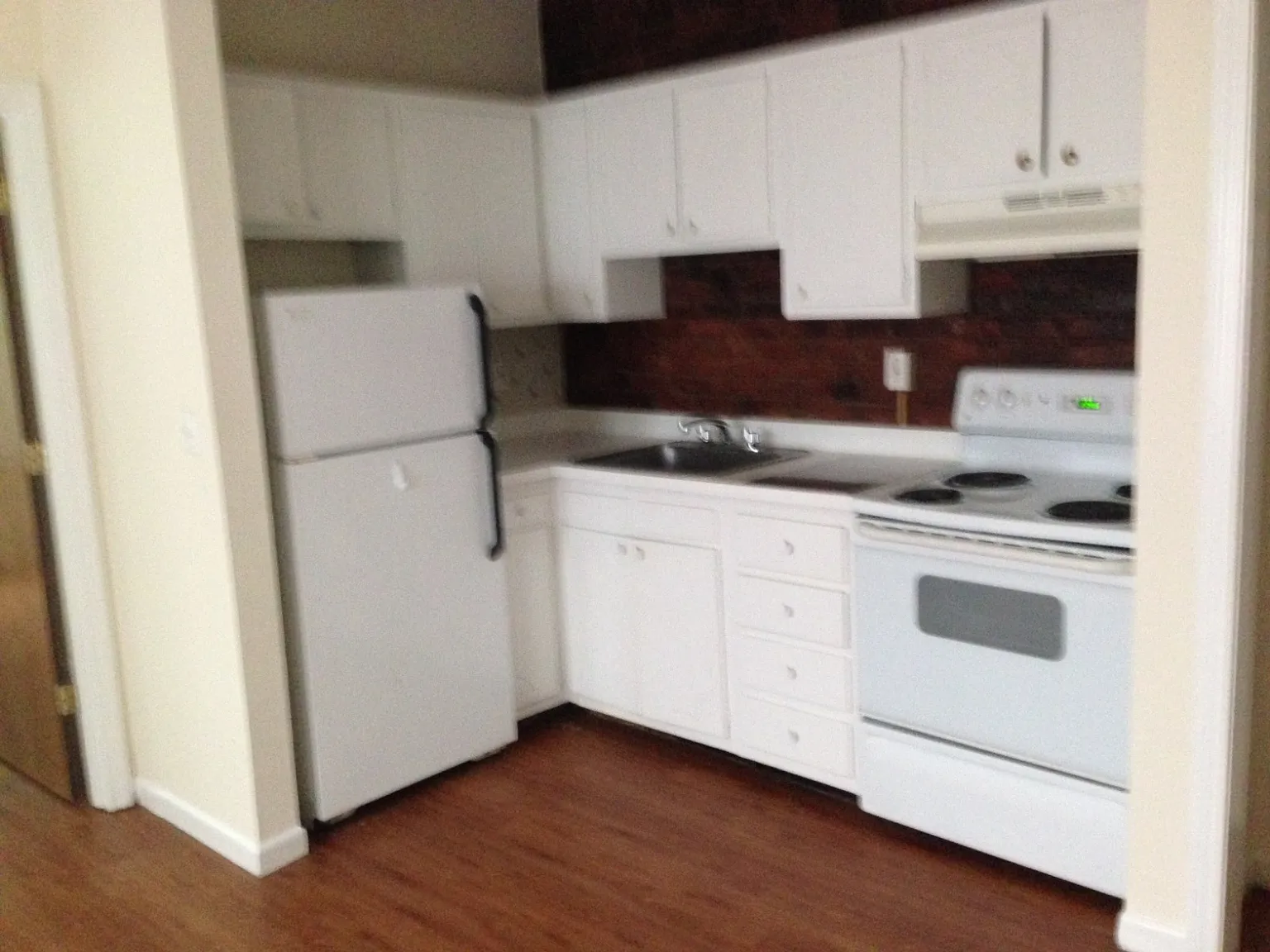 Studio, $2,300 — Photo 3