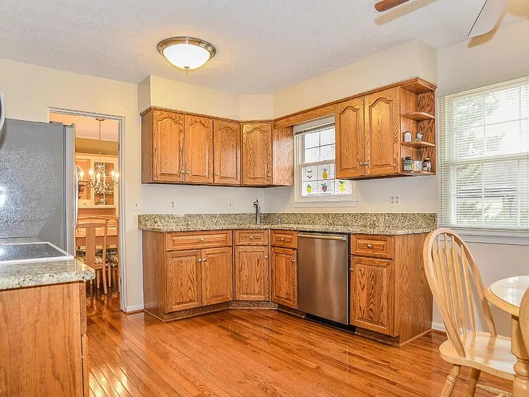 7200 Hopkins Ct — Photo 7