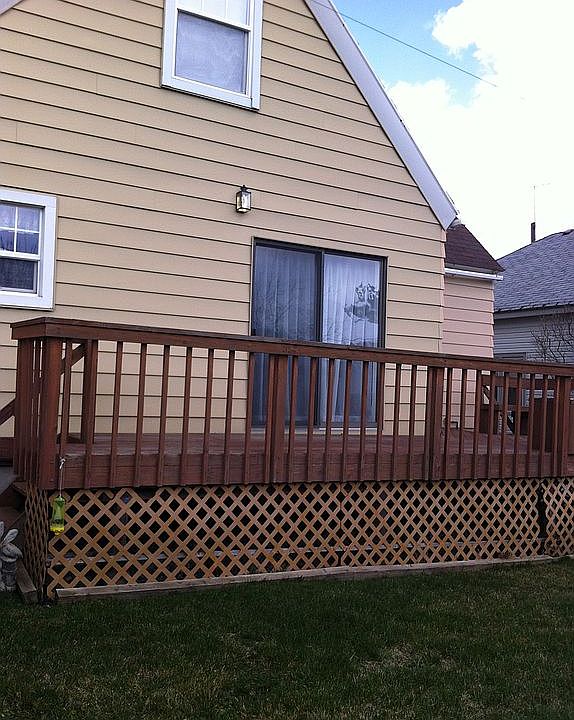 2nd image of 320 E Henkle St
