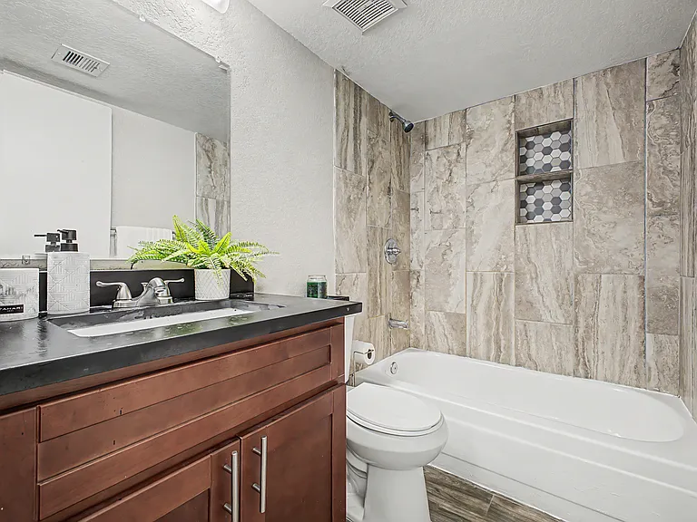 510 W University Dr #102 — Photo 14