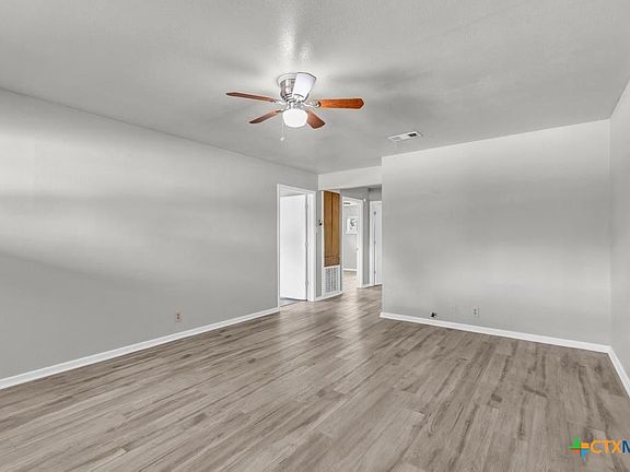 3rd image of 1802 W Avenue H