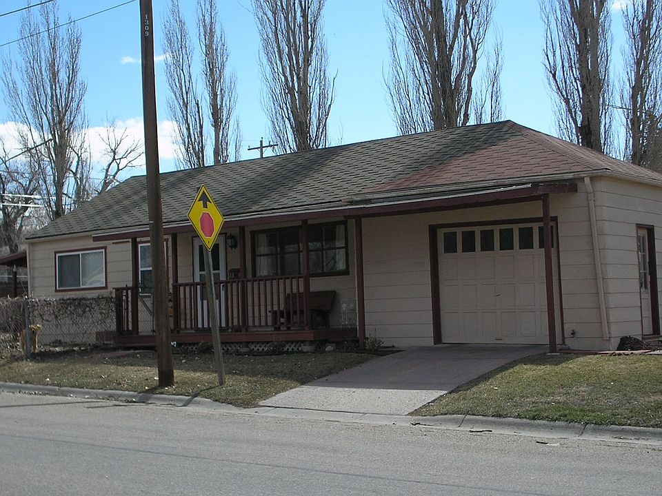 This beautiful home could be yours!