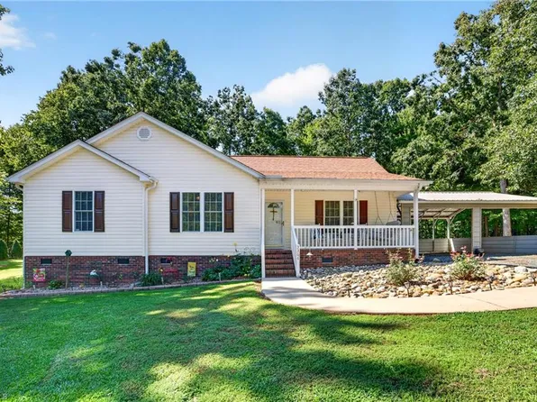 3366 Marathon Dr, Asheboro, NC 27205